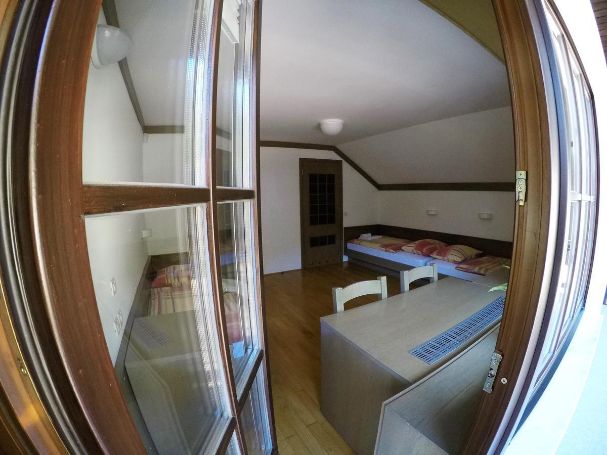 Karami Mountainhouse Bed & Breakfast Trzic Luaran gambar